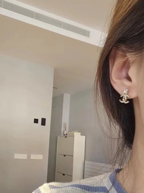 Ch**el earrings